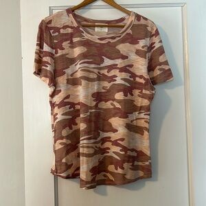 3 for $30 | T.La pink camo top